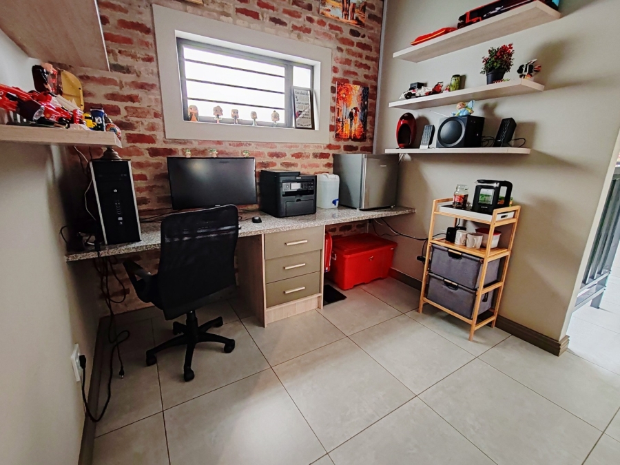3 Bedroom Property for Sale in Baillie Park North West